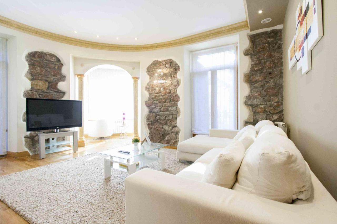 The Rentals Collection | Camelot San Sebastián Exterior photo